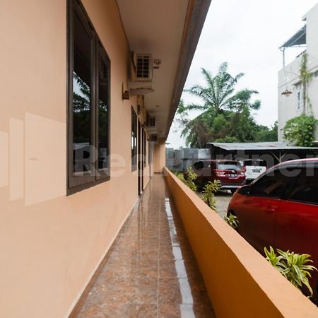 Teratai Guesthouse At Rs Adam Malik Medan Mitra Reddoorz Ngoại thất bức ảnh